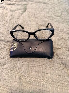 Ray-Ban Black Cat-Eye Glasses with Matching Black Case